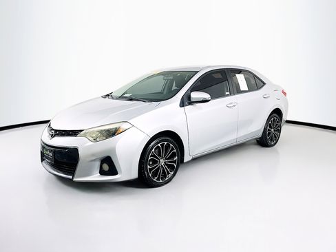 Used 2016 Toyota Corolla S image 3