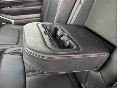 Used 2024 Jeep Wagoneer L Series II w/ Flexible Seating Group image 19