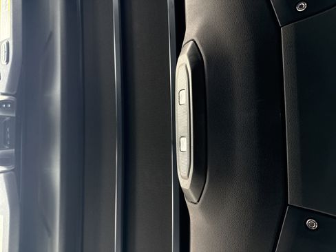 Used 2025 Jeep Wrangler Sahara w/ Safety Group image 27