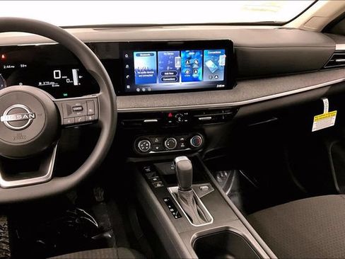 New 2026 Nissan Kicks S FWD image 8