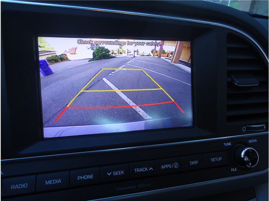 Used 2017 Hyundai Elantra SE FWD image 20