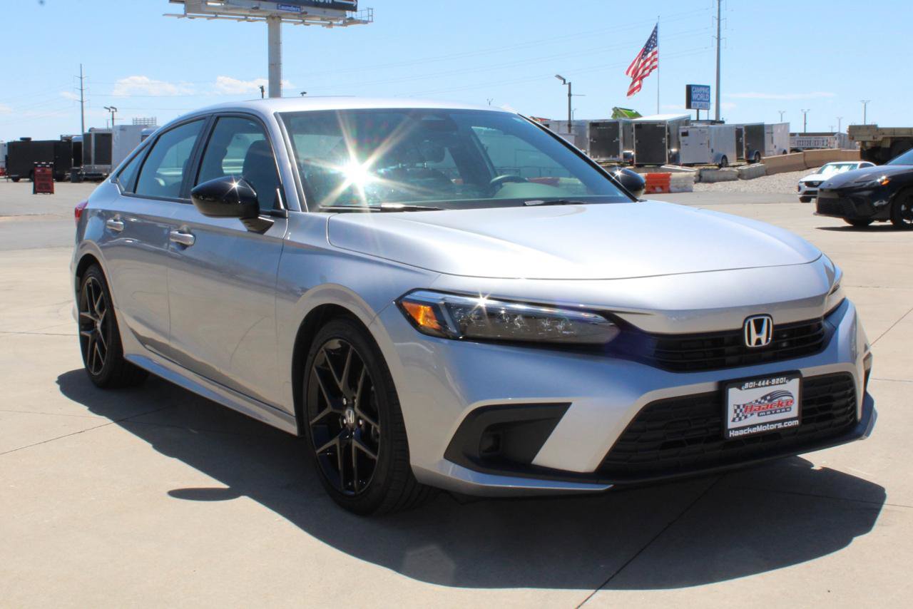 Used 2024 Honda Civic Sport image 32