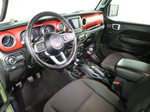 Used 2021 Jeep Gladiator Rubicon w/ Cold Weather Group image 25