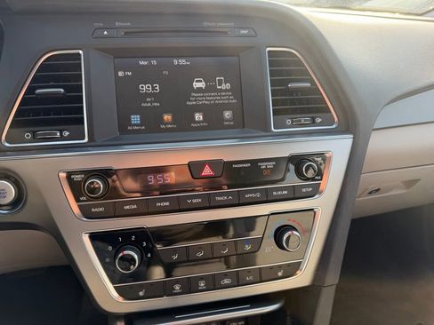 Used 2017 Hyundai Sonata Sport w/ Value Edition Package 02 image 9