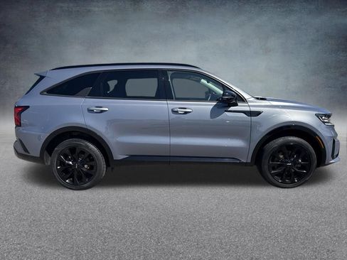 Used 2022 Kia Sorento SX AWD/4WD image 4