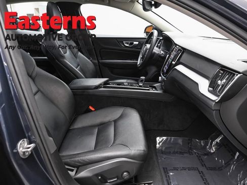 Used 2024 Volvo S60 B5 Core FWD image 23