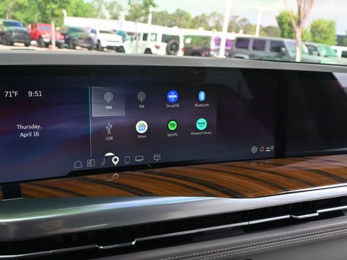Used 2025 Cadillac Escalade ESV Sport Platinum w/ LPO, ONYX Package AWD/4WD image 50