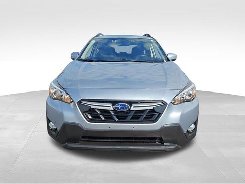 Used 2021 Subaru Crosstrek 2.0i Premium w/ Moonroof Package AWD/4WD image 8