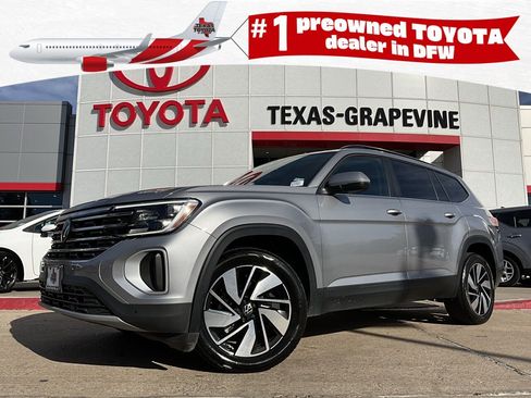 Used 2025 Volkswagen Atlas SE image 1