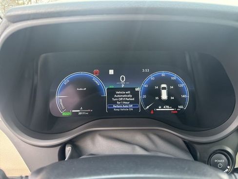 Used 2025 Toyota Sienna Platinum image 25