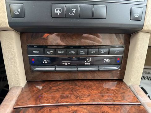 Used 2012 Mercedes-Benz E 350 Sedan image 20