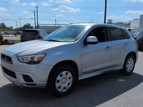 Used 2011 Mitsubishi Outlander Sport ES FWD image 7