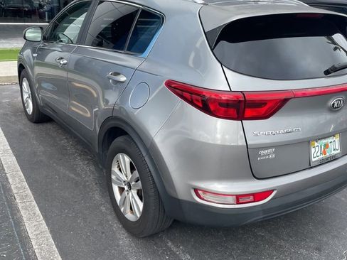 Used 2019 Kia Sportage LX w/ Option Group 017 image 2