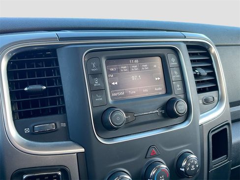 Used 2022 RAM 1500 Classic SLT image 14