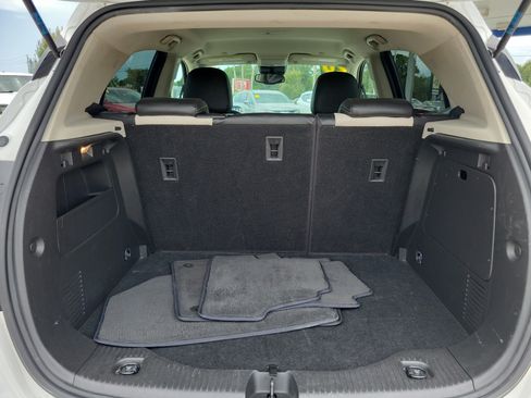 Used 2020 Buick Encore Preferred FWD image 7