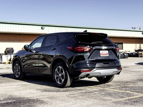 Used 2025 Chevrolet Blazer LT image 7