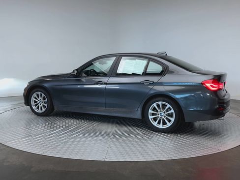Used 2018 BMW 320i xDrive Sedan w/ Convenience Package AWD/4WD image 6