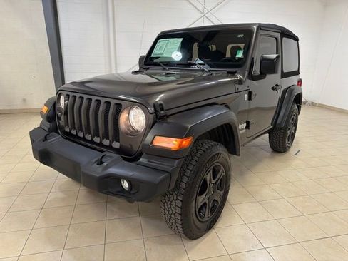 Used 2020 Jeep Wrangler Sport AWD/4WD image 2