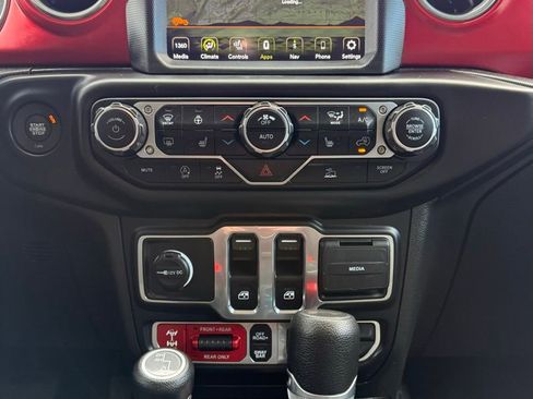 Used 2021 Jeep Wrangler Unlimited Rubicon image 23