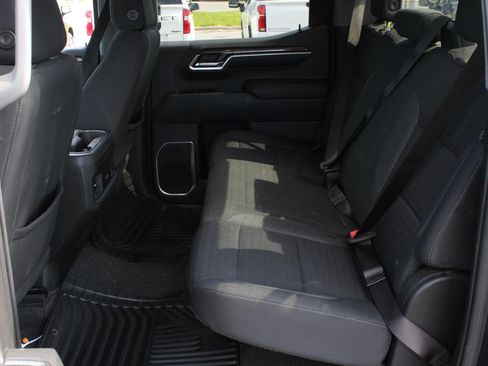 Used 2022 Chevrolet Silverado 1500 RST AWD/4WD image 16