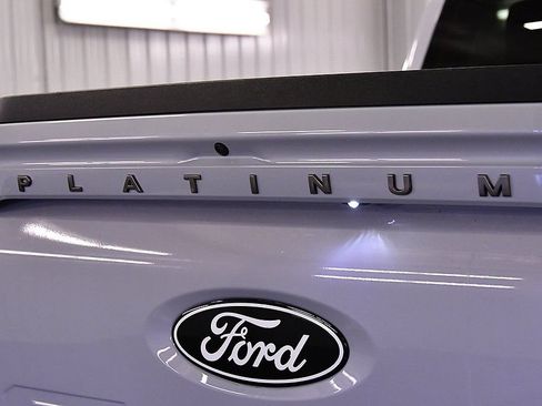 Used 2025 Ford F150 Platinum AWD/4WD image 14