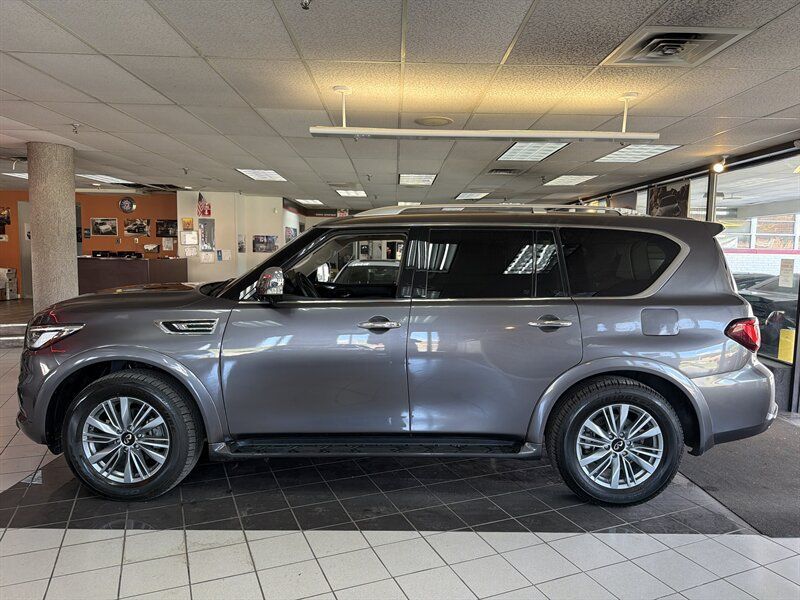Used 2024 INFINITI QX80 Luxe AWD/4WD image 2