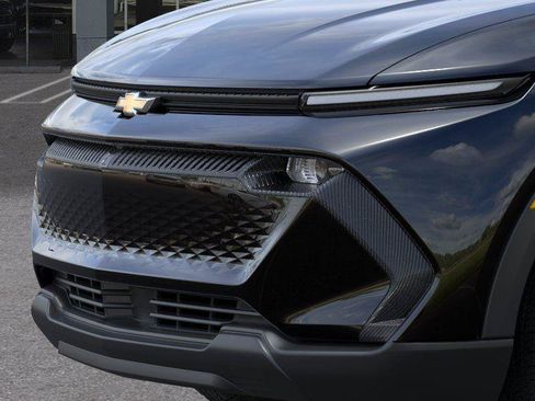 New 2026 Chevrolet Equinox EV LT FWD image 13