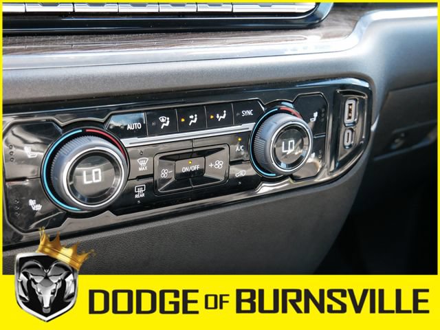 Used 2024 Chevrolet Silverado 3500 LT w/ Convenience Package AWD/4WD image 21