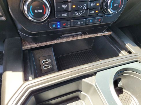 Used 2019 Ford F250 Lariat w/ Lariat Ultimate Package AWD/4WD image 25