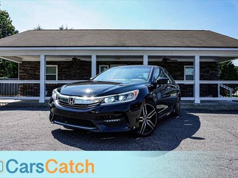 Used 2017 Honda Accord Sport image 1