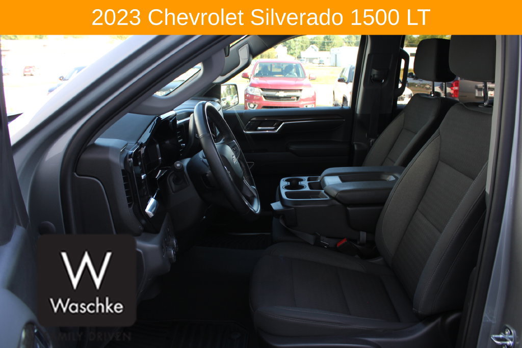 Used 2023 Chevrolet Silverado 1500 LT AWD/4WD image 16
