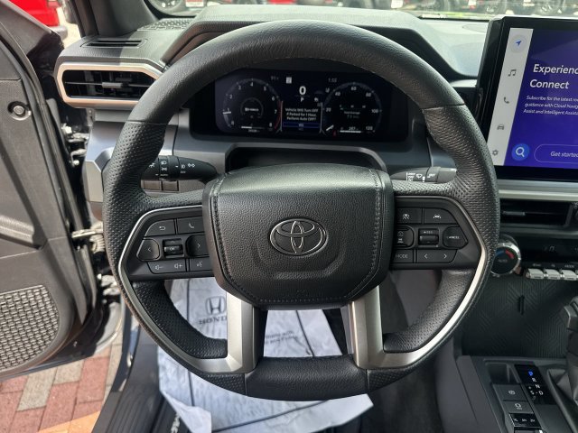 Used 2024 Toyota Tacoma TRD Off-Road AWD/4WD image 15