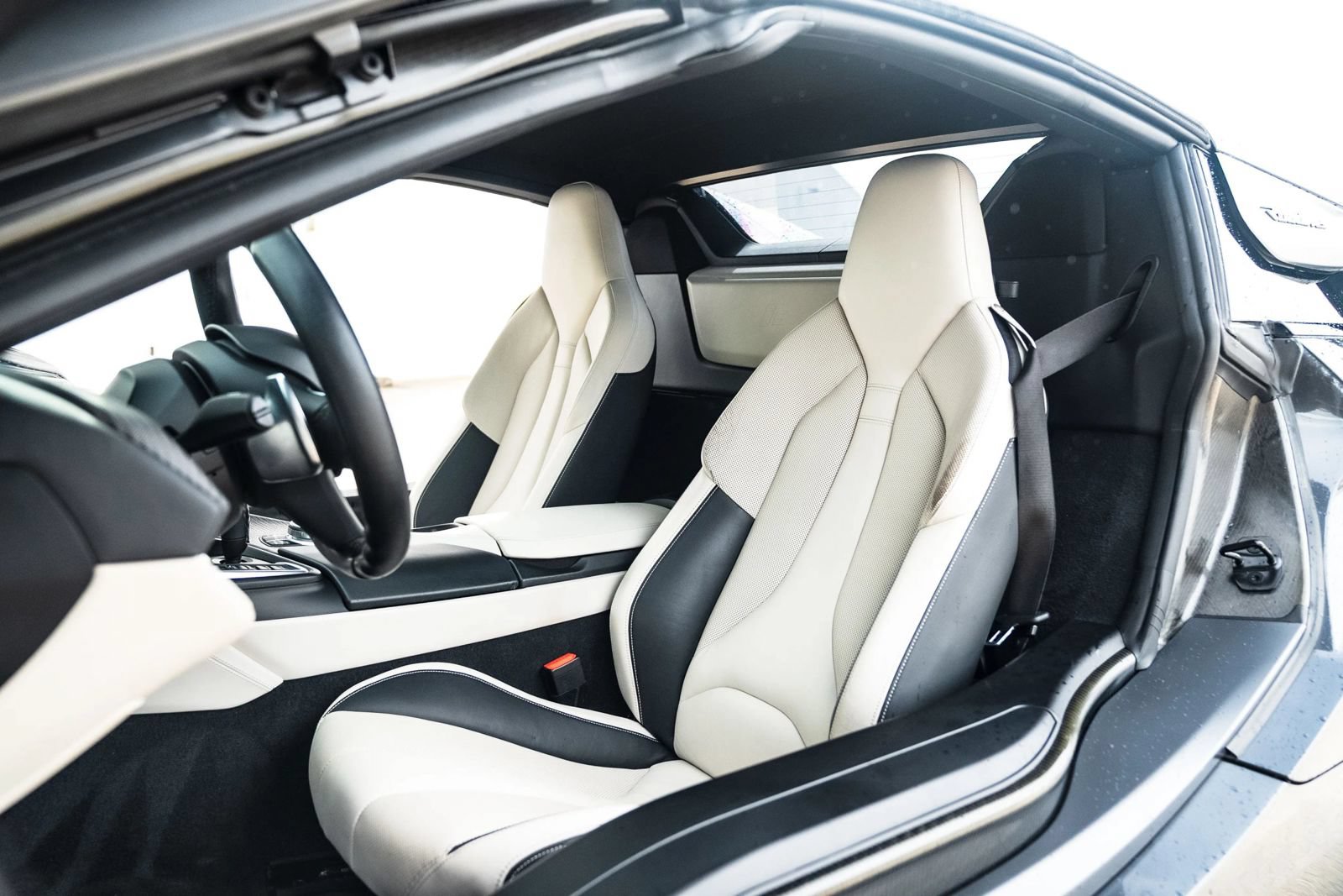 Used 2019 BMW i8 Roadster AWD/4WD image 19