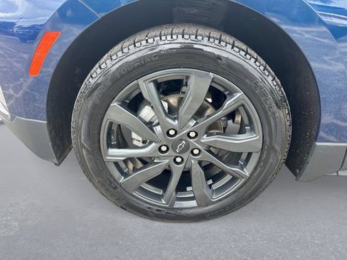 Used 2023 Chevrolet Equinox RS w/ RS Leather Package FWD image 10