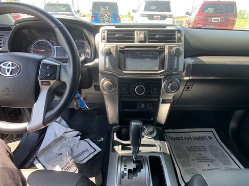 Used 2019 Toyota 4Runner SR5 image 18