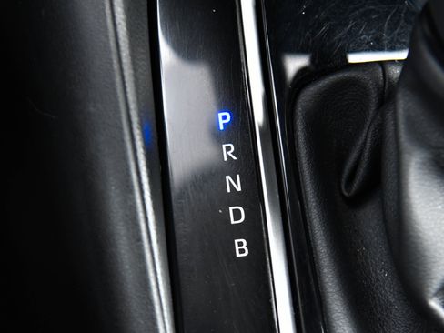 Used 2024 Toyota Corolla LE image 27