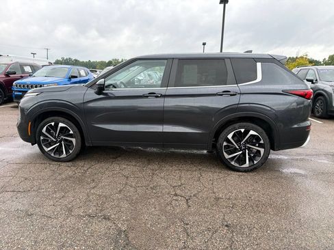 Used 2024 Mitsubishi Outlander SE FWD image 8