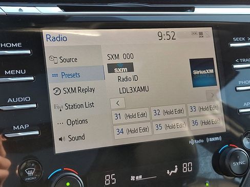 Used 2020 Toyota Camry XSE image 18