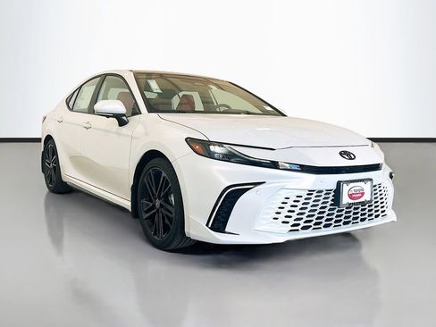 New 2026 Toyota Camry XSE FWD image 3