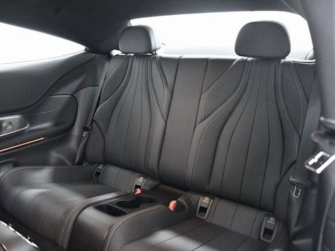 Used 2025 Mercedes-Benz CLE 300 4MATIC Coupe image 21