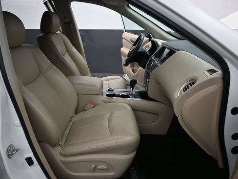 Used 2020 Nissan Pathfinder SL w/ Cargo Package AWD/4WD image 31