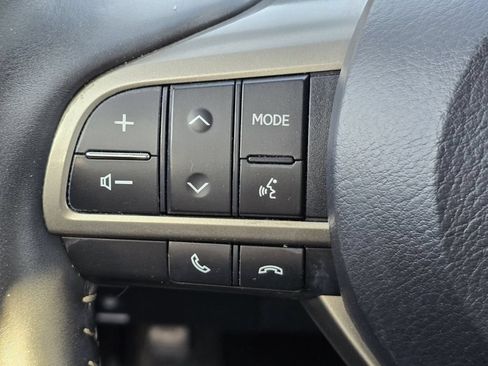 Used 2017 Lexus ES 350 w/ Luxury Package FWD image 14