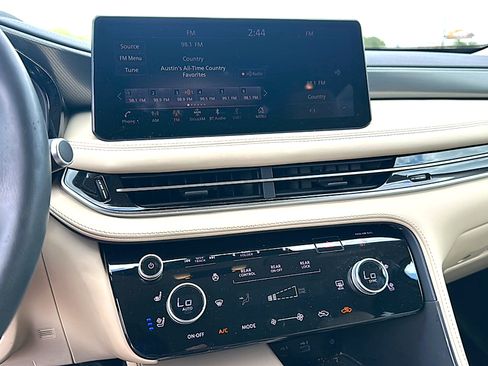 Used 2023 INFINITI QX60 Luxe w/ Cargo Package FWD image 10