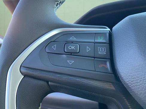 New 2025 Jeep Grand Cherokee L Altitude image 21