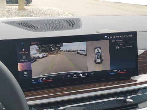 New 2026 BMW X5 xDrive40i w/ Premium Package AWD/4WD image 17