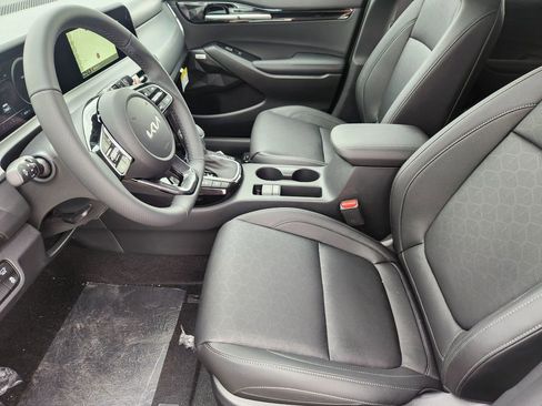 New 2026 Kia Seltos SX AWD/4WD image 8