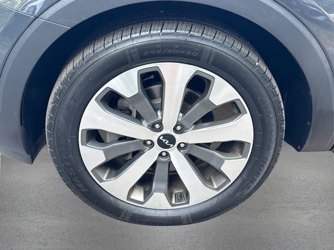 Used 2022 Kia Telluride S image 12