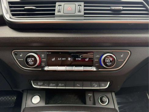 Certified 2023 Audi Q5 2.0T Premium w/ Convenience Package AWD/4WD image 15