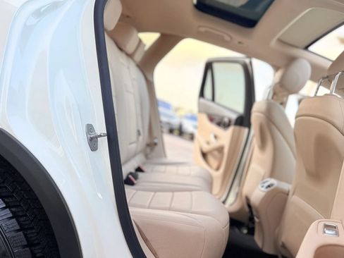 Used 2017 Mercedes-Benz GLC 300 image 15