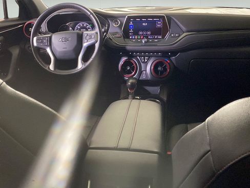 Used 2022 Chevrolet Blazer RS FWD image 32
